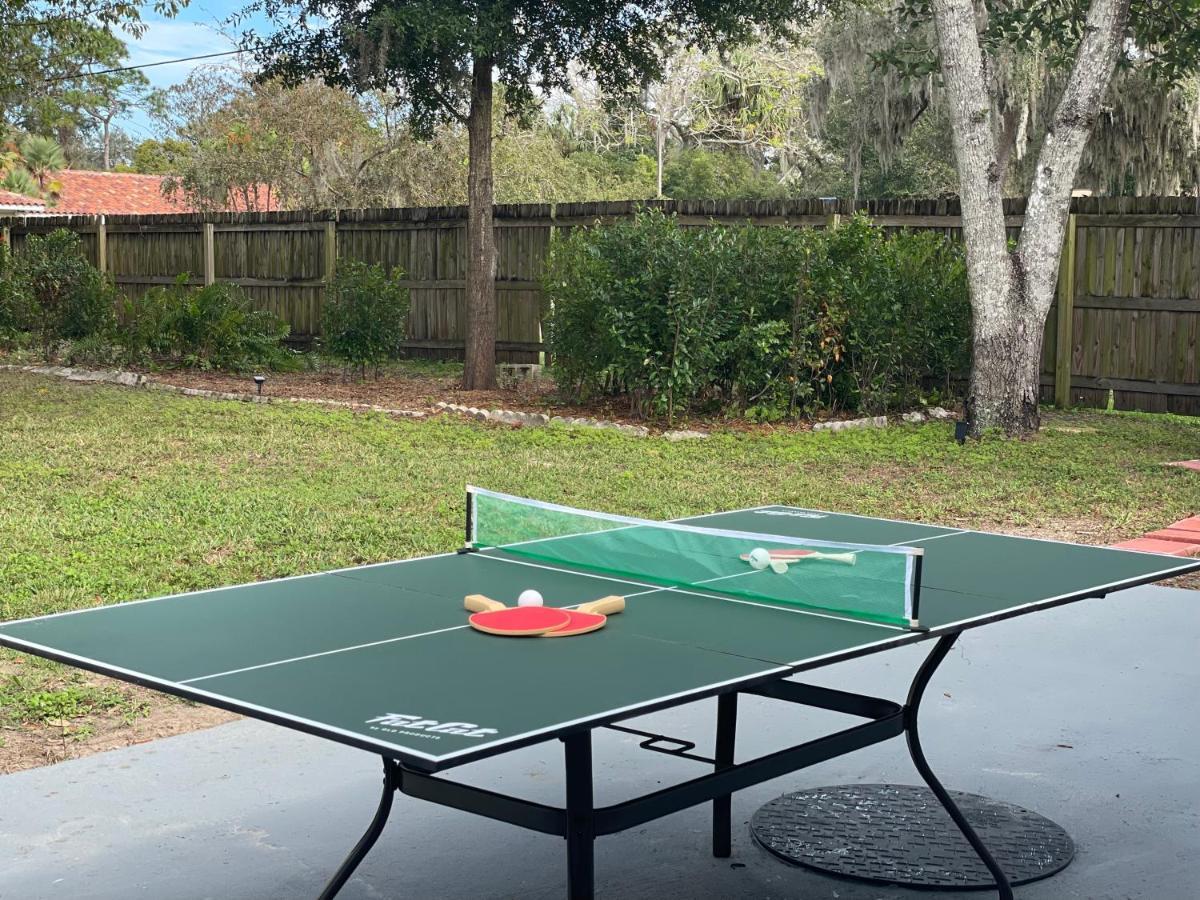 Plush Sheets, Games!, Huge Backyard, Massage Chair * Tampa
